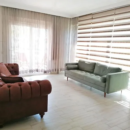 Guen-Day Homes - Gardenya Apart *